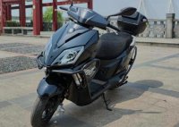 铃木踏板摩托车uy125价格：9380元起